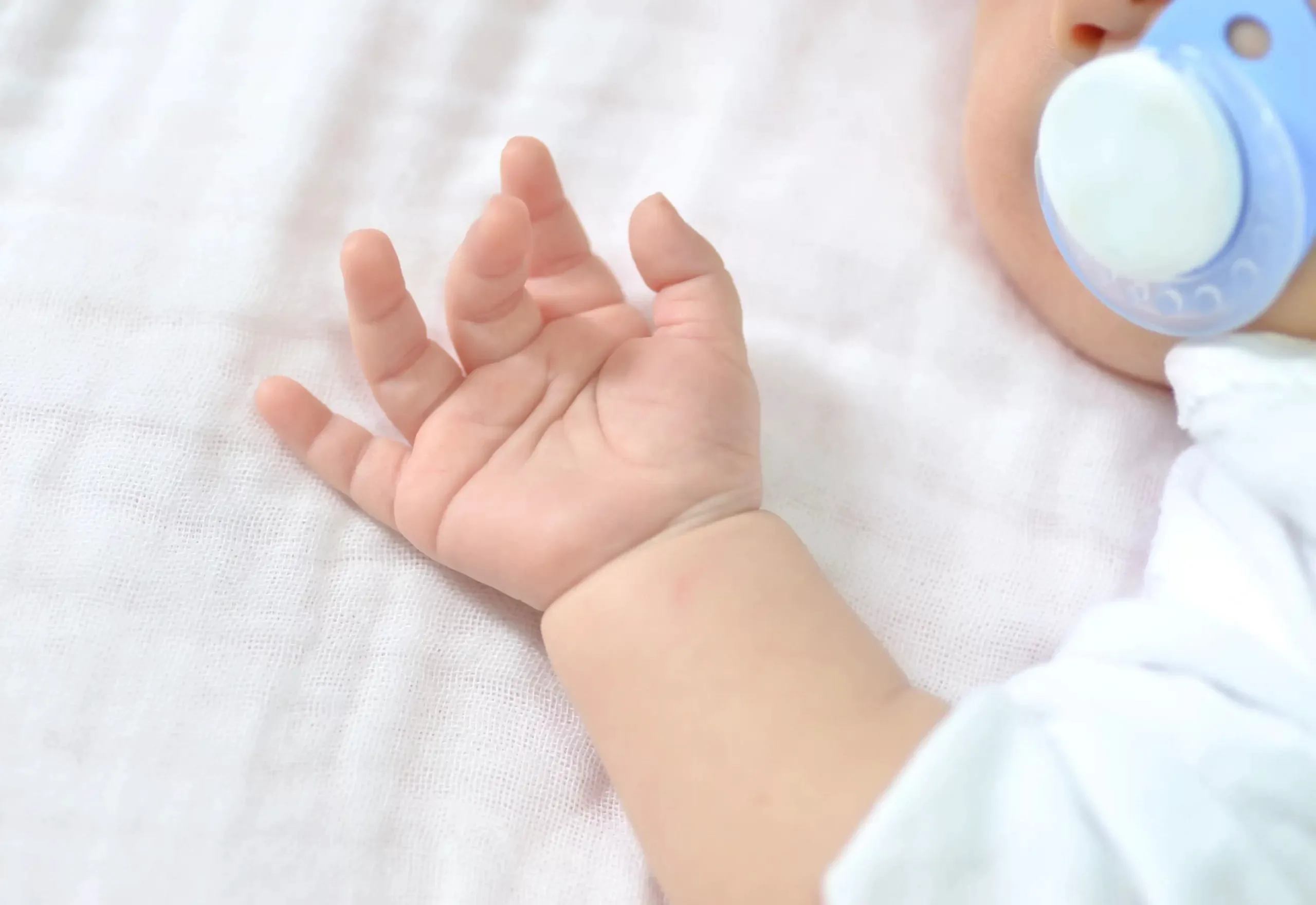 Yemek Borusu Olmadan Doğan Alya Lina Bebek 5 Günlükken Ameliyat Edildi