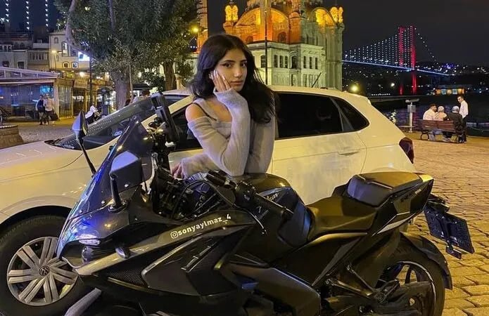 Beton Mikseriyle Çarpışan Motosiklet Sürücüsü Kadın Hayatını Kaybetti