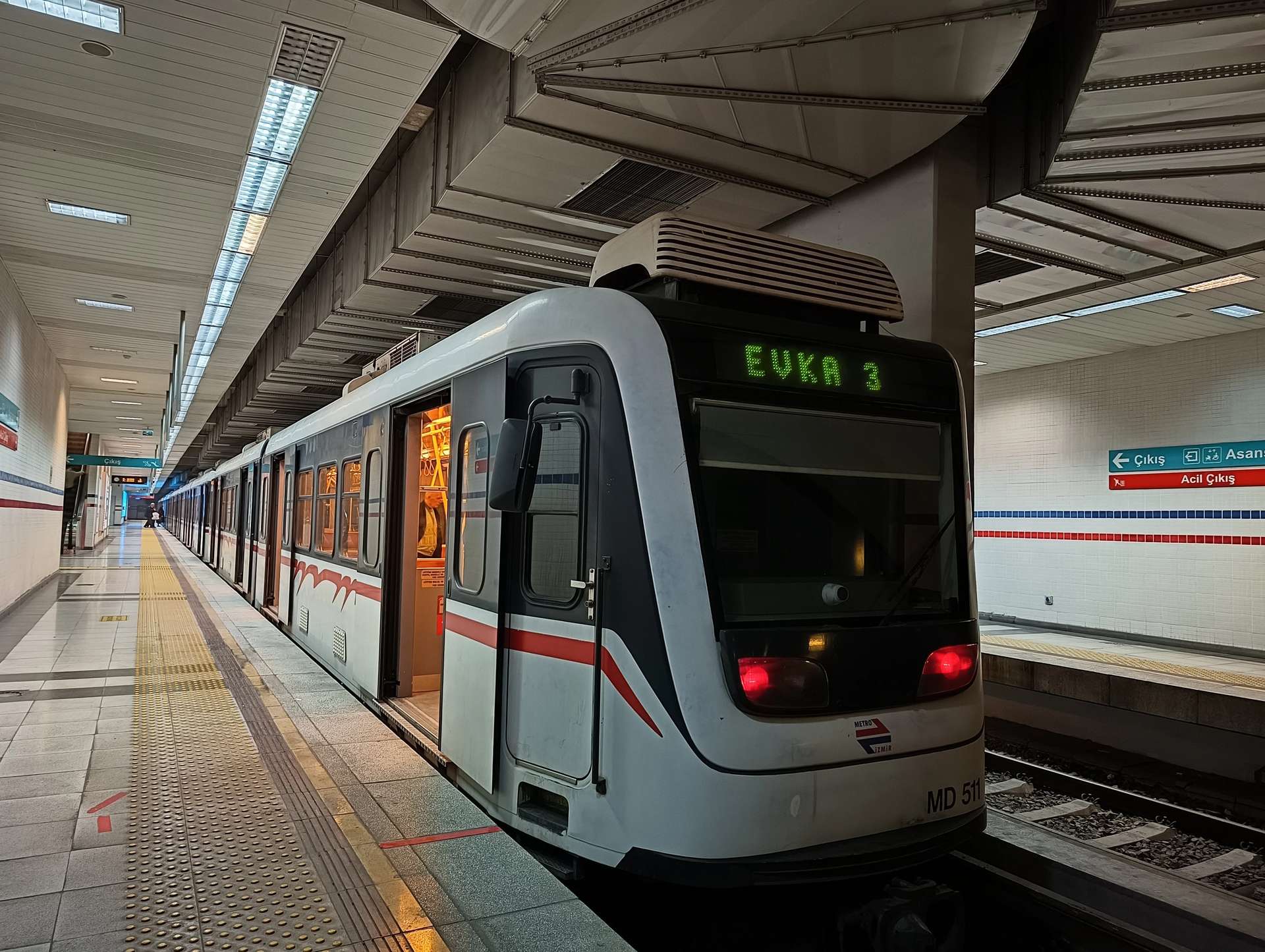 İzmir Metro Kullanacaklar Dikkat: Seferler Bornova’da Bitecek
