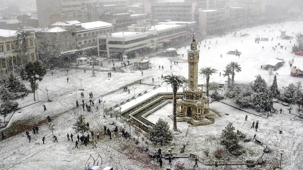 2026’da İzmir’e Kar Yağacak Mı? En Son Ne Zaman Yağdı?