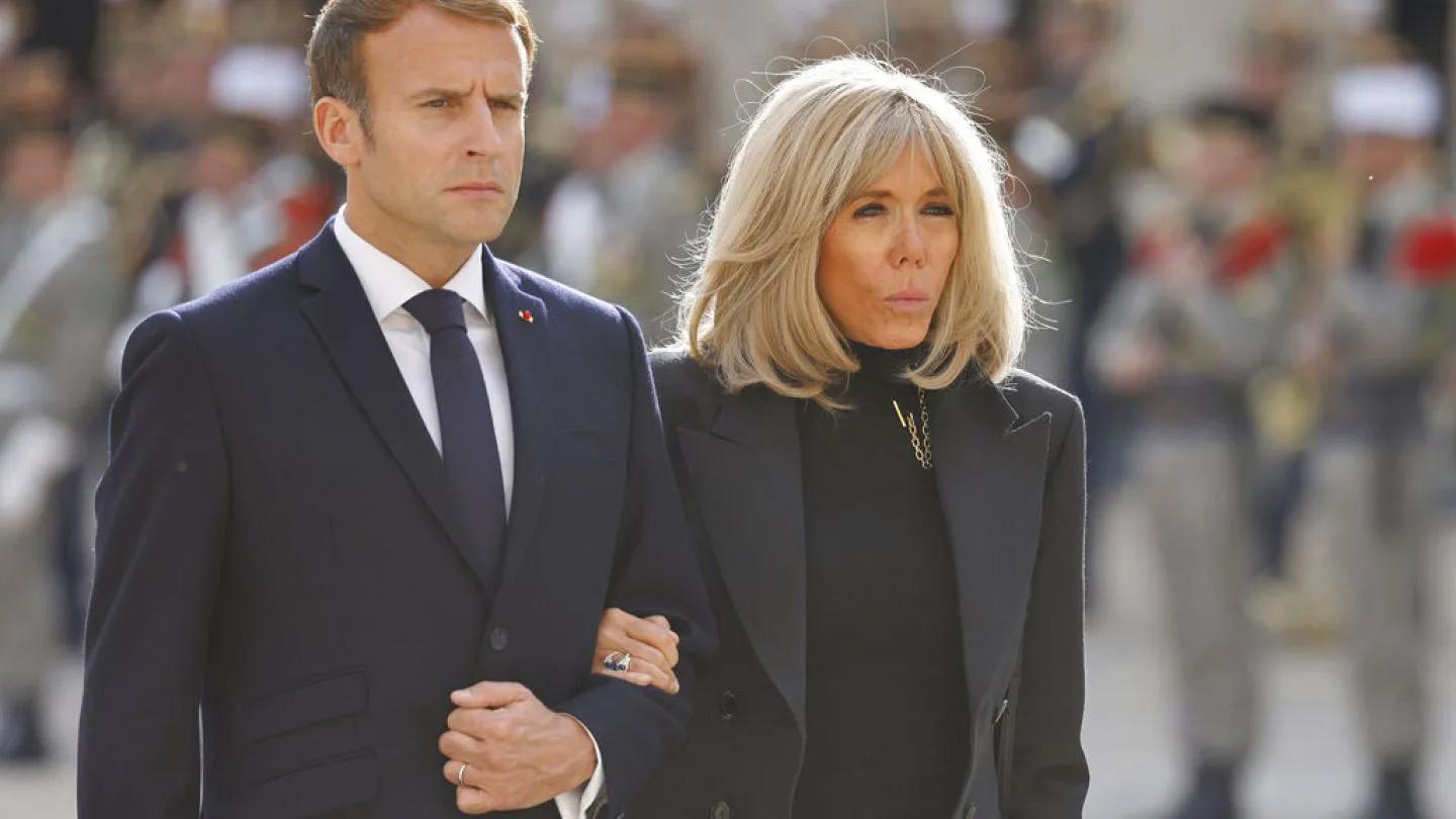 Dünyanın Konuştuğu O Anlara Macron’dan Açıklama: “Sadece Şakalaşıyorduk”