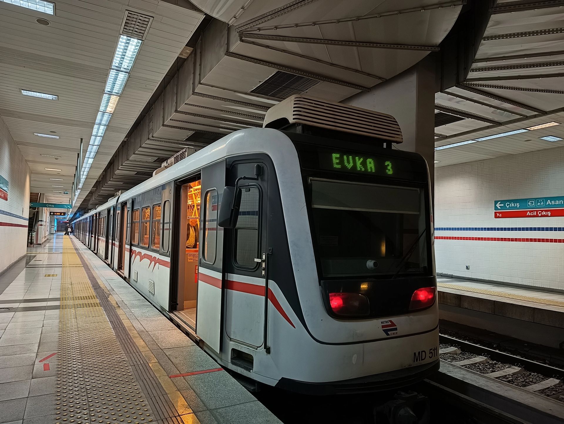 İzmir Metro Kullanacaklar Dikkat: Seferler Bornova’da Bitecek