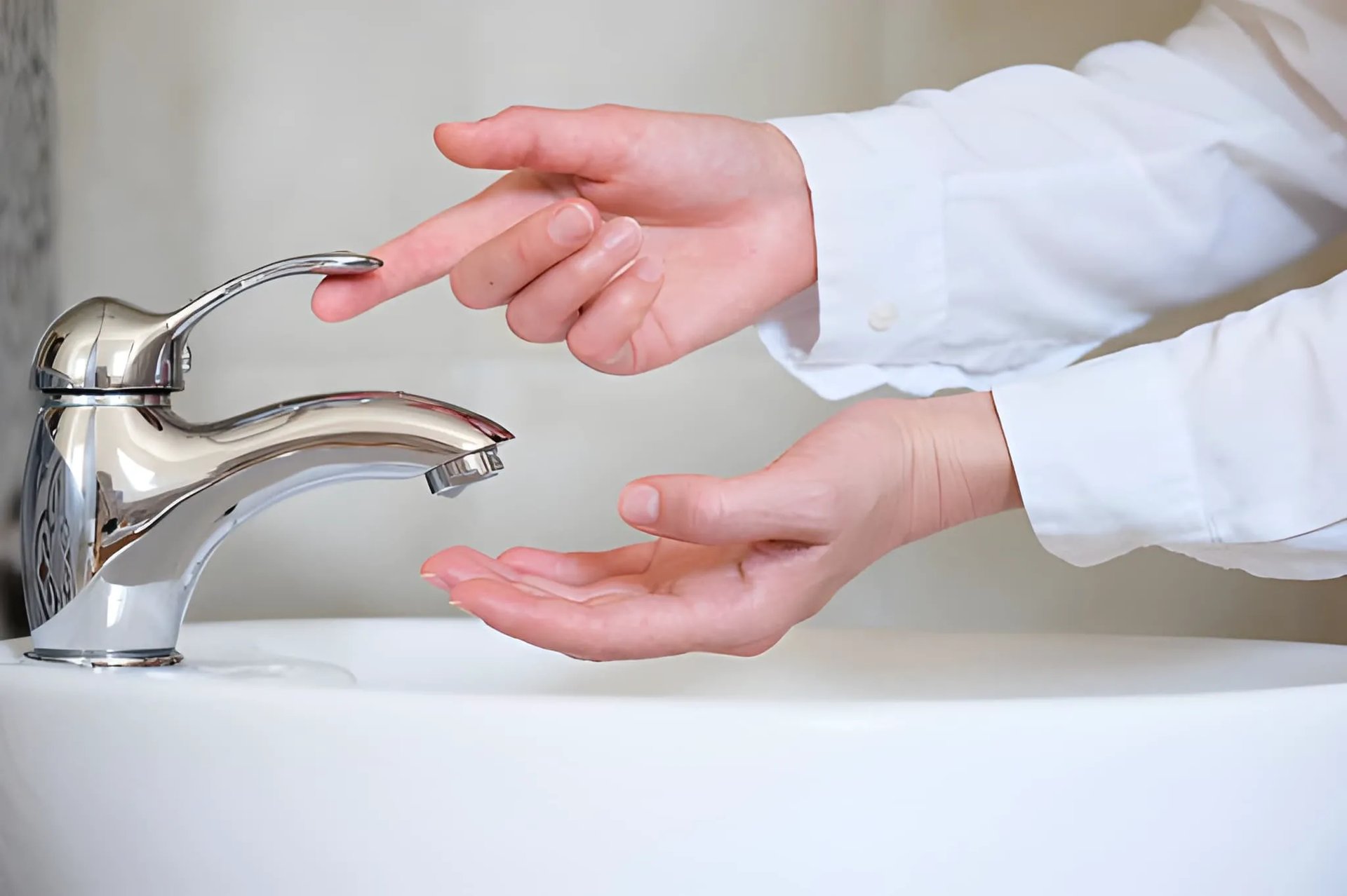 İzmir’de Su Kesintisi Her Gece Uygulanacak! İZSU 13 İlçeyi Kapsayan Yeni Programı Açıkladı