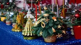 İzmir Noel Pazarları 2025: Yeni Yıl Festivali Tarihleri ve Lokasyonları!