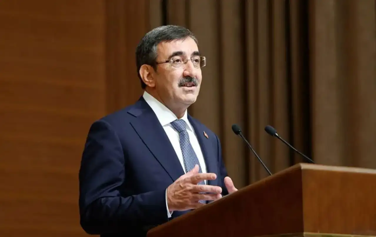 Cevdet Yılmaz: “Makro finansal istikrar güçlenmeye devam ediyor”