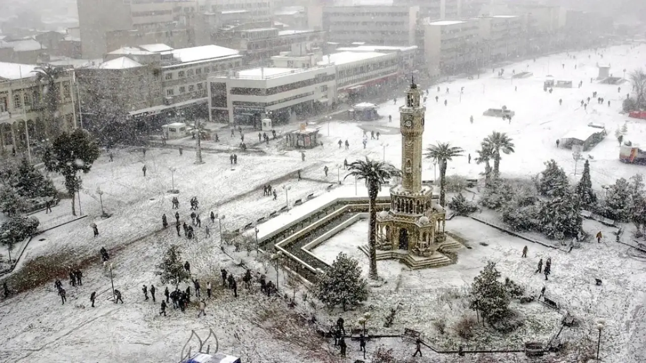 2026’da İzmir’e Kar Yağacak Mı? En Son Ne Zaman Yağdı?