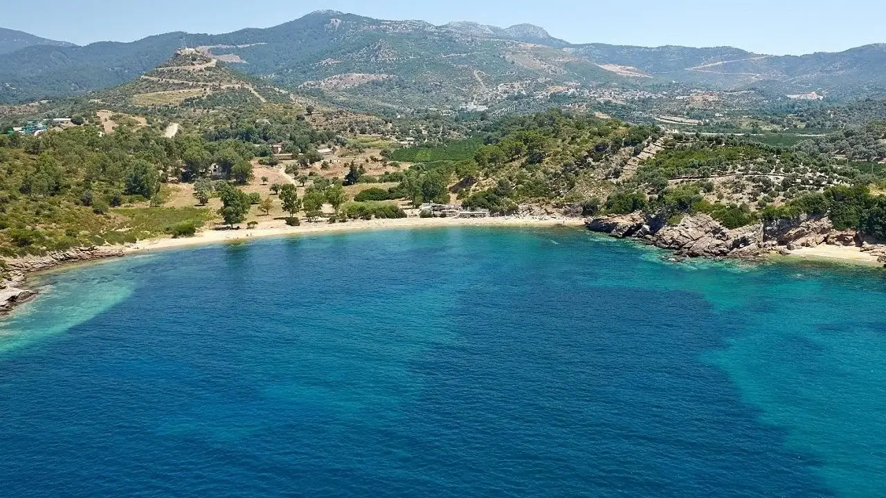 İzmir’de Aracı Olmayanlara: Toplu Taşımayla Gidebileceğiniz 5 Harika Koy