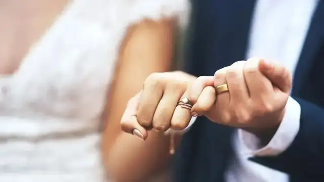 Tıbbi sekreterlik özellikle son dönemlerde çok ilgi gören, devlet ve ya özel sektörde ki is imkanları ile çok cazip gelen bir meslek türüdür. Bu mesle
