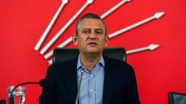 Özgür Özel’den Saldırı Sonrası Birlik Mesajı: Kutuplaşma Kimseye Yarar Sağlamaz!